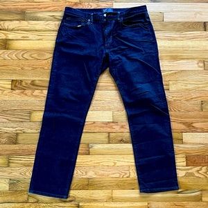 Gap - Men’s Slim Taper Straight Leg Jeans - Dark Wash - 34x32